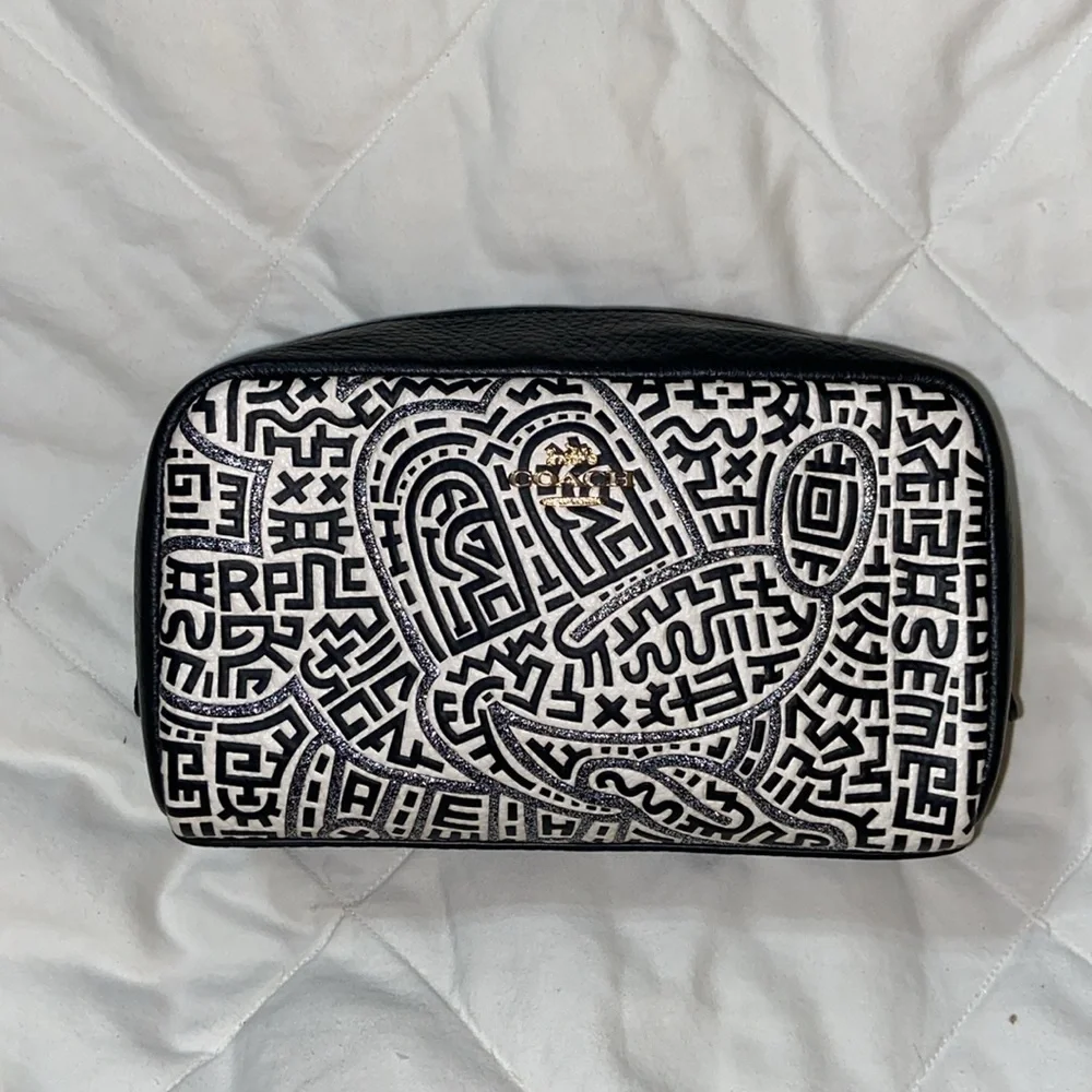 RARE Nwot Coach Disney Mickey Mouse X Keith Haring Boxy Cosmetic Case C7436